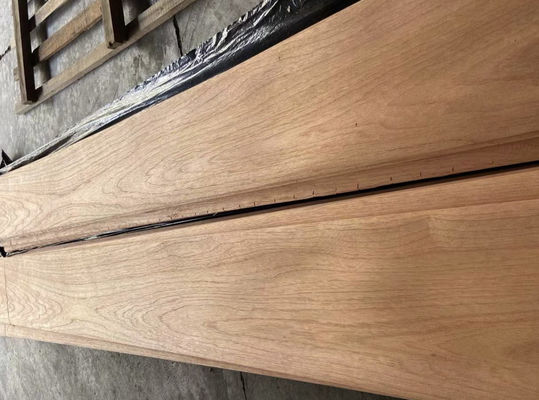 8-40 cm di larghezza Veneer di legno naturale di cedro spagnolo per prodotti a taglio rotativo