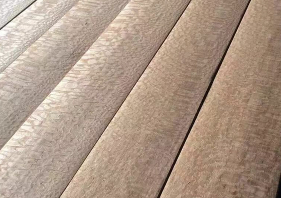 Finitura di legno tinto Finitura di legno ricci di spessore 0,25-0,6 mm per la progettazione di mobili